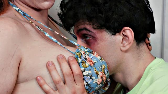 Busty MILF Lauren Phillips Says Free Is the Only Cure