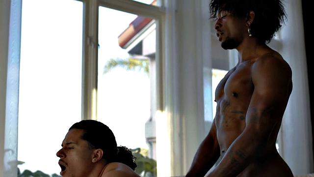 Horny bottom barebacked by repairman hunk with BBC