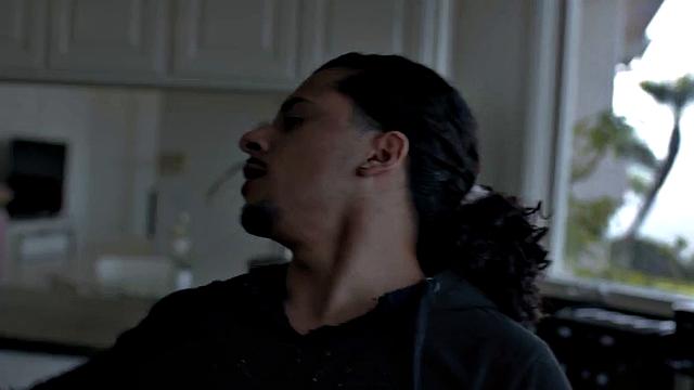 Horny bottom barebacked by repairman hunk with BBC