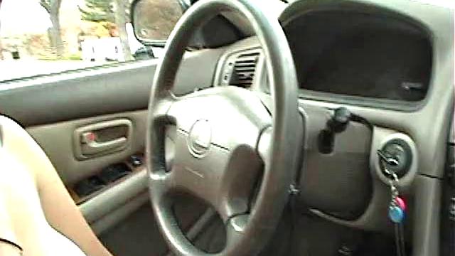 Hot And Horny Couple Have Sex In The Car