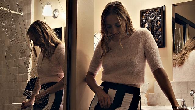 madison трахается с rococo royalle в ванной до кончи