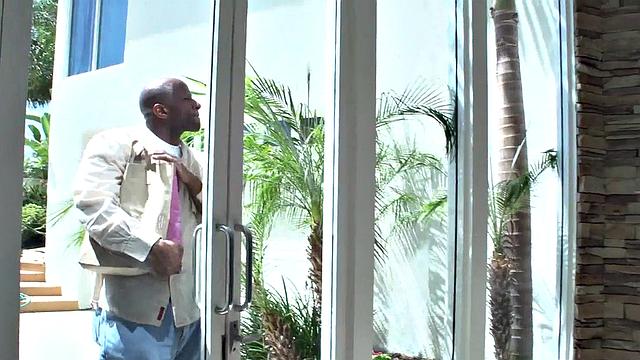 Milfs Go Black for More: Scene 2