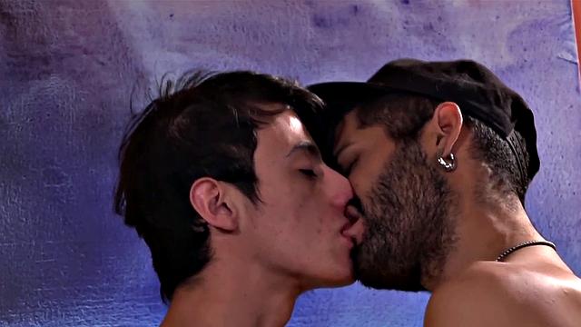 Barebacked Hispanic swud gets nailed by a twinks cock