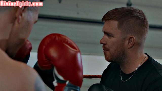 Trans goddess gets her ass stretched by BF