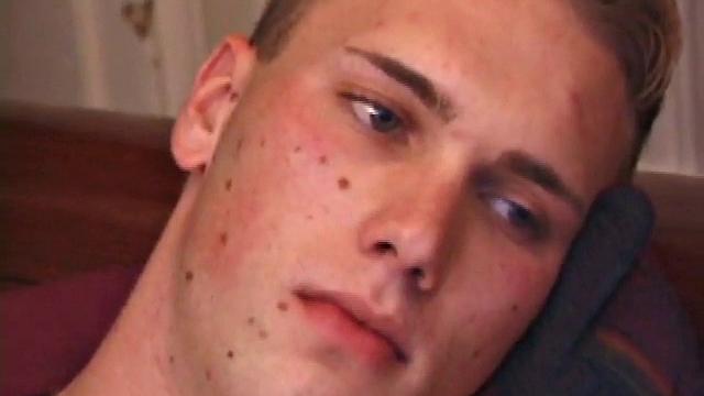 It's raining outside and Tye has nothing better to do than beat off. He has a long fat cock that looks perfect, when oiled up. Tye enjoys stroking, but has even more fun when he greases up a vibrating anal sex toy and goes to work teasing his ass.