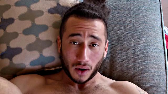 Muscled bottom seduced and bred by stepbro