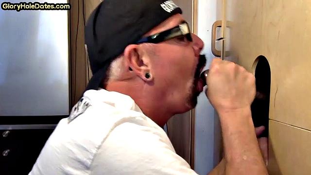 Gloryhole BJ: DILF sucks black cock at home