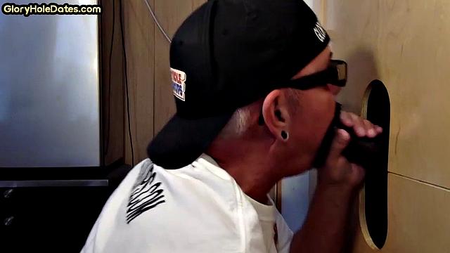 Gloryhole BJ: DILF sucks black cock at home