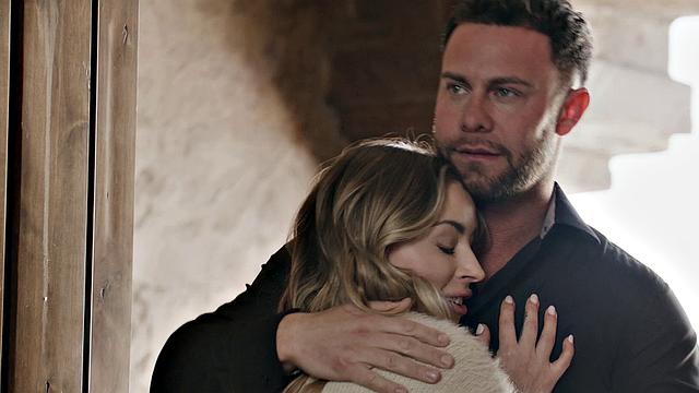 PURE TABOO Anonymous Kidney Donor Seth Gamble Wants Anna Claire Clouds To Thank Him