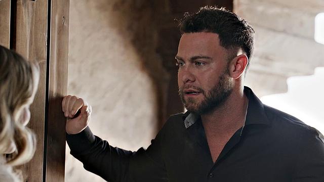 Сет Гэмбл собирает страстную благодарность у Анны Клэр Клаудс