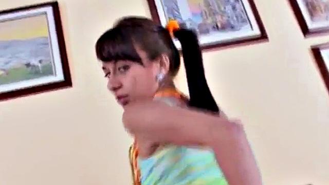Tiny teen Paulina solo rubbing