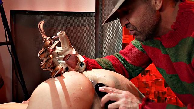 Mesmerized twink toyed in BDSM therapy by cosplay hunk