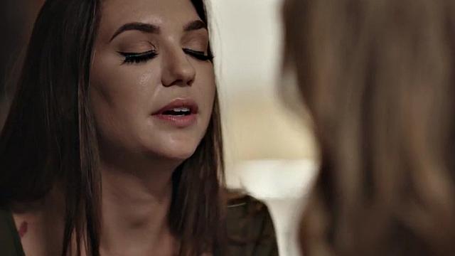 Busty tgirl drilling girlfriends pussy in couple