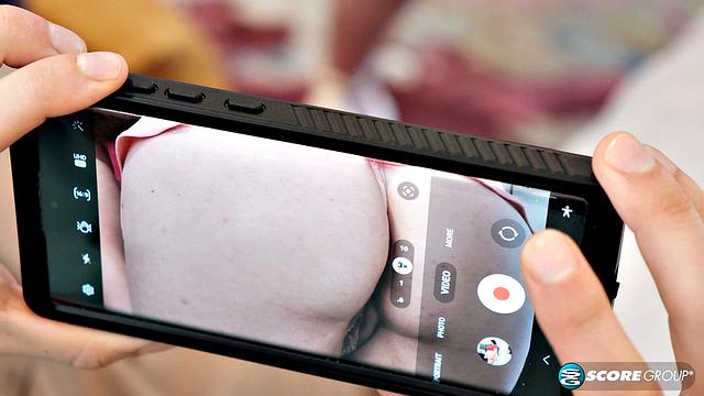 A cute plumper gets her ass fucked