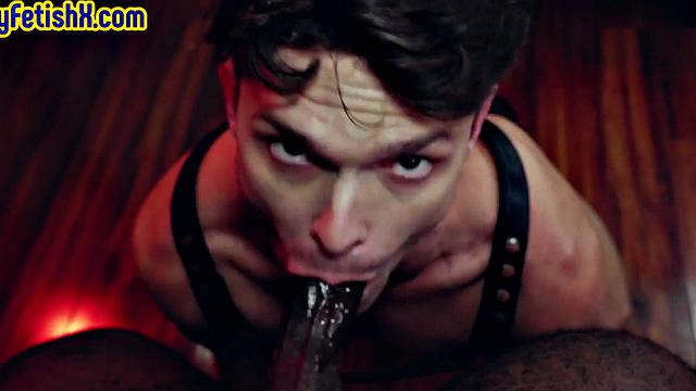 Hairy Ebony hunk assfisted by white jock after sucking