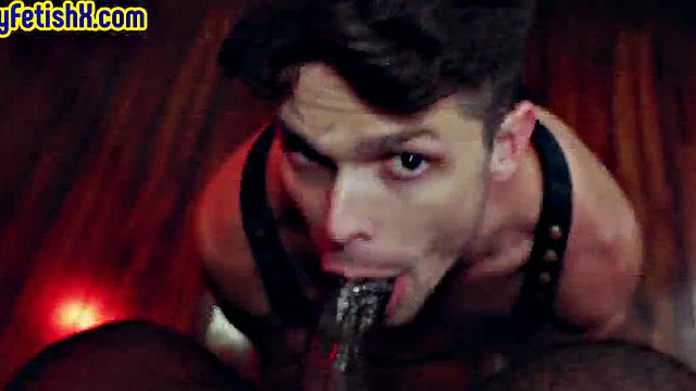 Hairy Ebony hunk assfisted by white jock after sucking