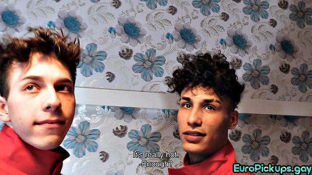 настоящие коллеги трахаются за деньги и кончают друг на друга