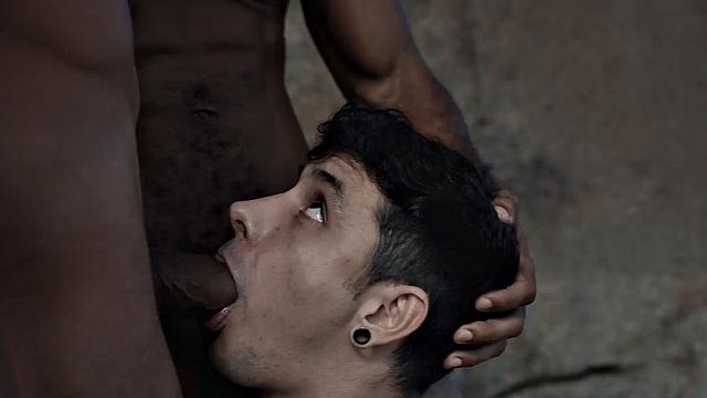 White jocks barebacked in outdoor orgy on public beach