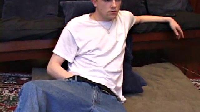 Young Axel Beats Meat