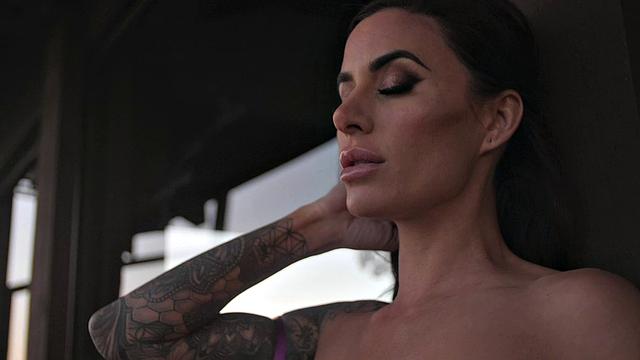 Big Tits Brunette Lesbians Abigail Mac and Gia DiMarco Play with Toys and Lick Pussy