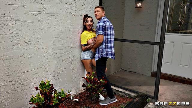 A Horny Wife's Fantasy