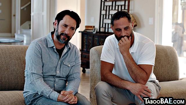 Cute sluts anal drilled in 4some groupsex