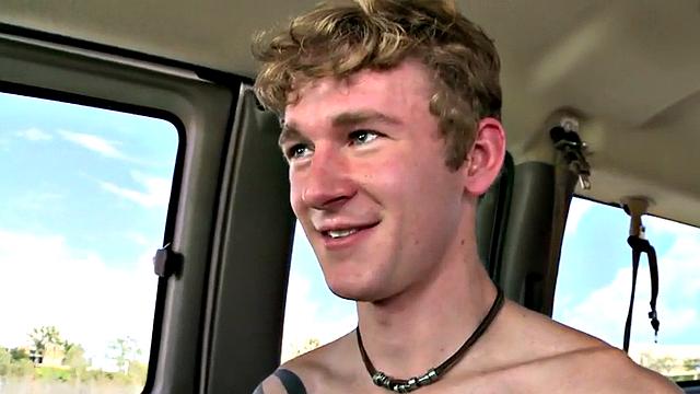 Straight twunk pounds gay asshole in van till cumshot