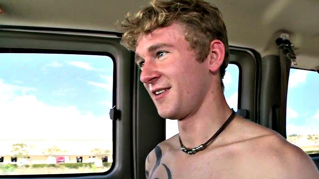 Straight twunk pounds gay asshole in van till cumshot