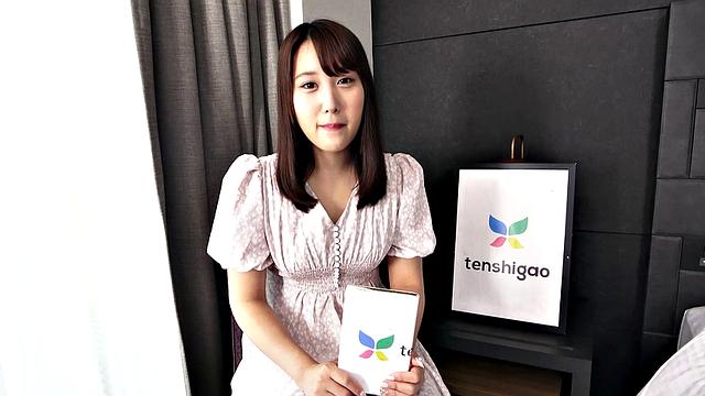 Yotuba Kawai was an Idol in Japan and now wants to be a JAV star
