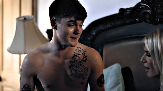 ADULT TIME - MILF Rachael Cavalli Accidentally Fucked Stepson Without Glasses! FRENCH SUBTITLES