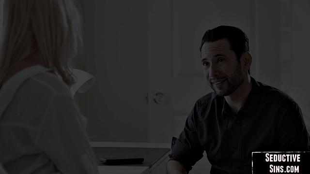 Sexy Lingerie Blonde Gets Pussybanged