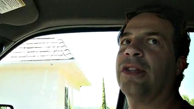 брюнетка сносит крышу и тонет в мощном заливе спермы