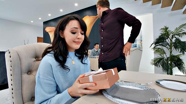 Eating Out With a Squirter