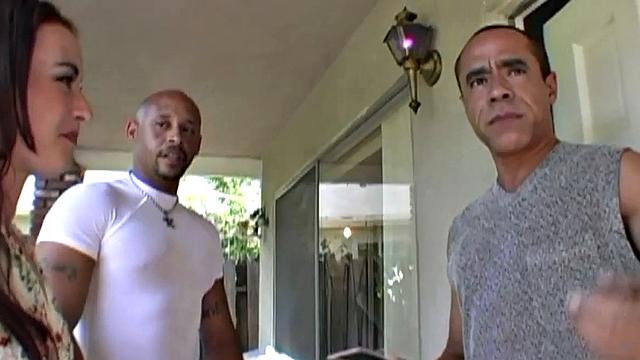 DP whore fucked in dirty threesome