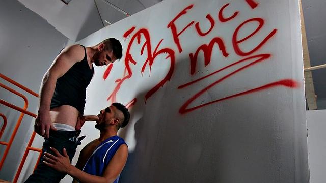 BWC BF barebacks his tattooed stud in a hot, rimming-fueled oral session