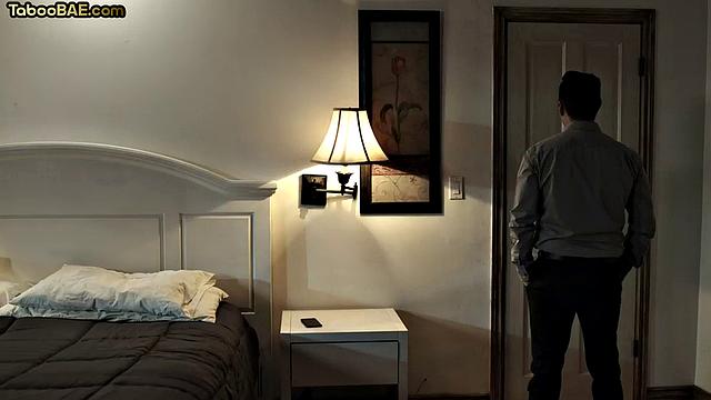 Petite babe cockbouncing her lover