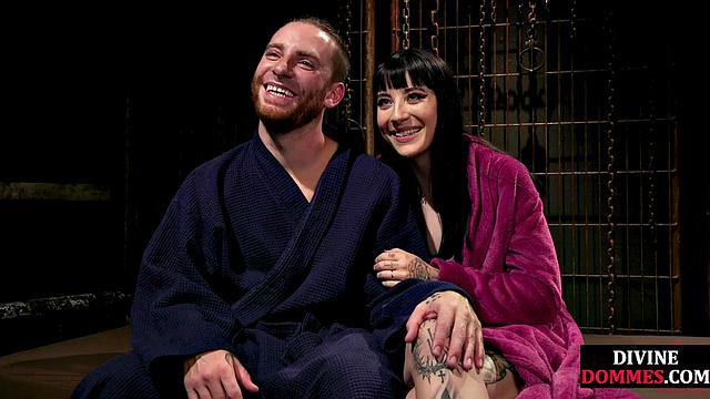 CFNM femdom leather babe pegs male ass with strapon