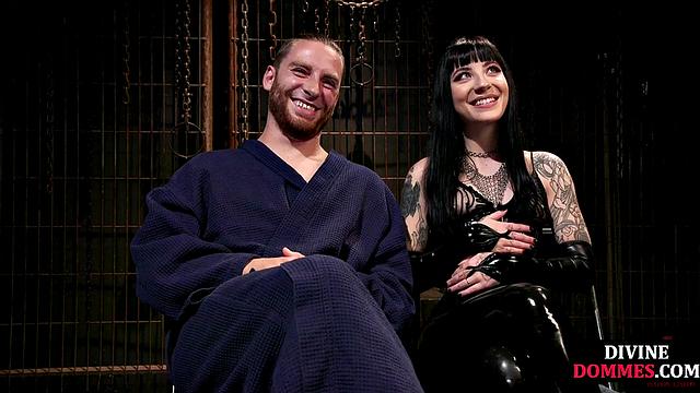 CFNM femdom leather babe pegs male ass with strapon