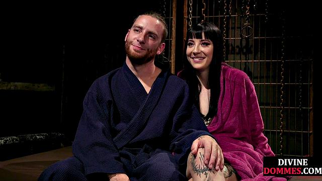 CFNM femdom leather babe pegs male ass with strapon