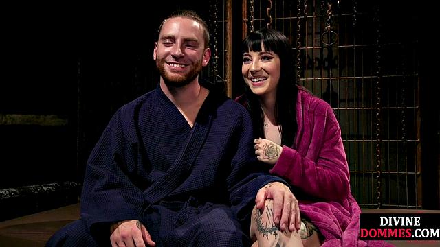 CFNM femdom leather babe pegs male ass with strapon