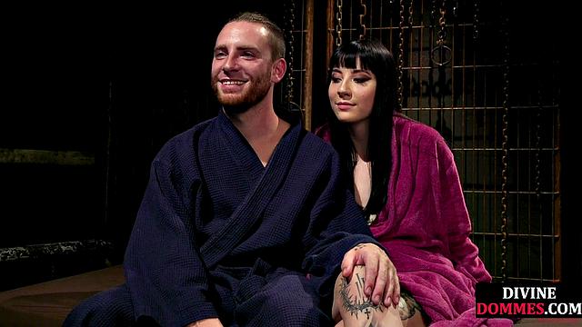 CFNM femdom leather babe pegs male ass with strapon