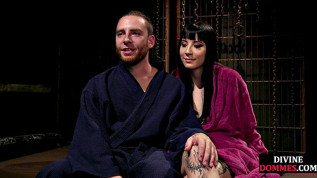 CFNM femdom leather babe pegs male ass with strapon