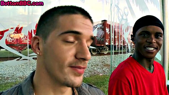 Needed black giving bj to white guy