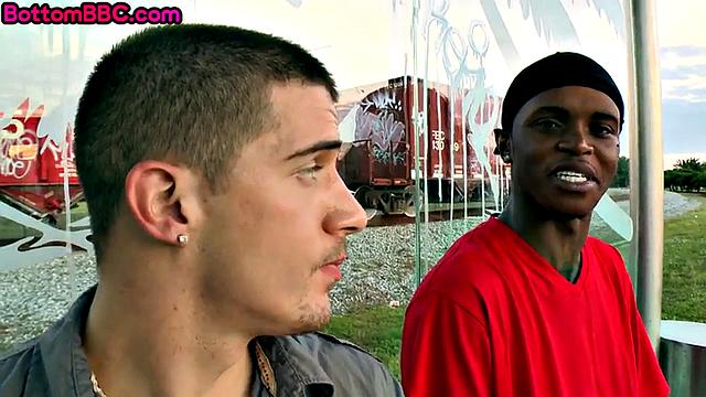 Needed black giving bj to white guy