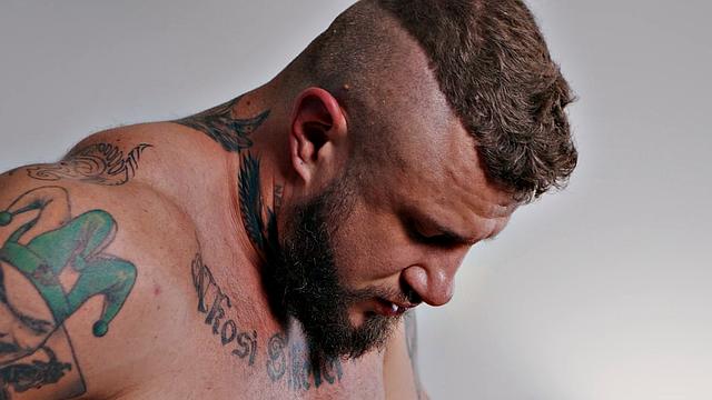 HETEROFLEXIBLE - Horny Gym Buddies Marcus McNeil & Crush Daddy MILK Their Cocks In Protein