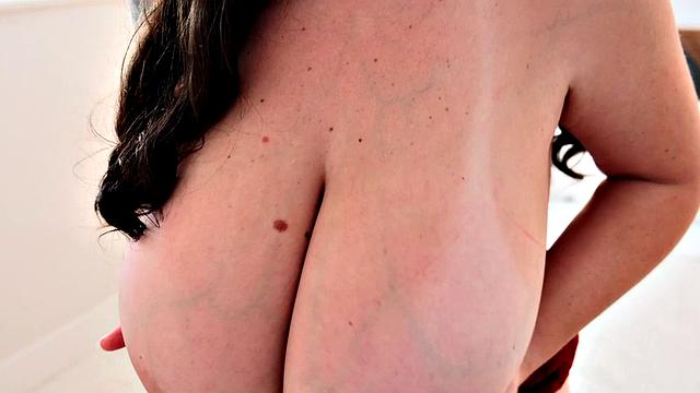 Demora Avarice: For The Love Of Huge Breasts