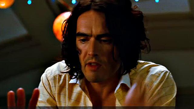 Jennifer Garner in deep cleavage