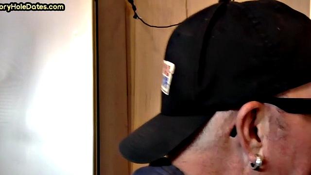 Homemade gloryhole DILF gets banged in closeup video