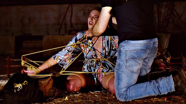 Blond babe gets nipples hurt while drinks piss