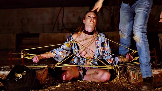 Blond babe gets nipples hurt while drinks piss